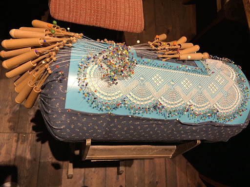 Sample of the bobbin lace-making technique