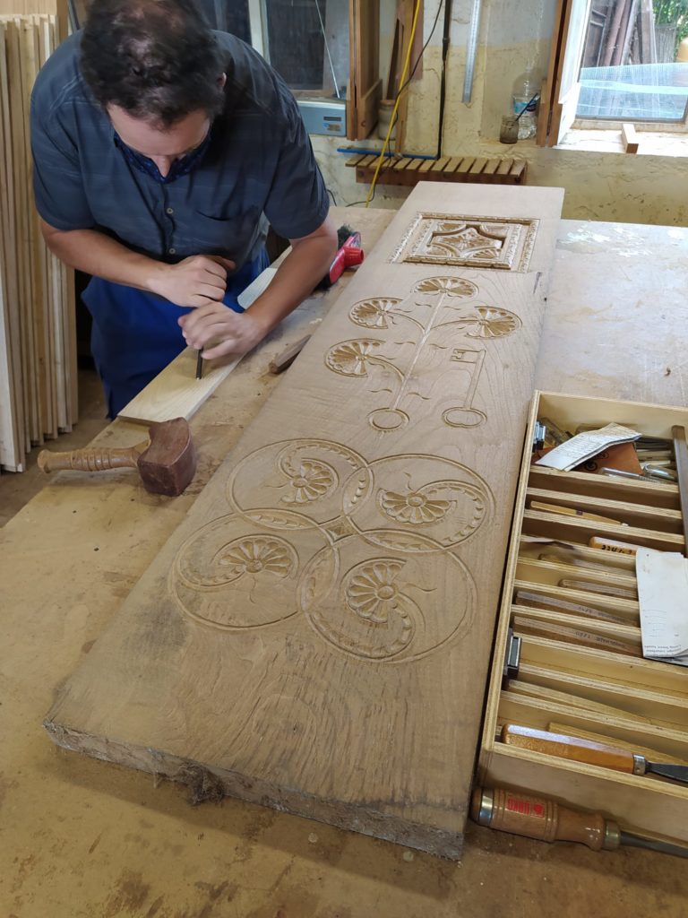 Julio Zapico in his workshop