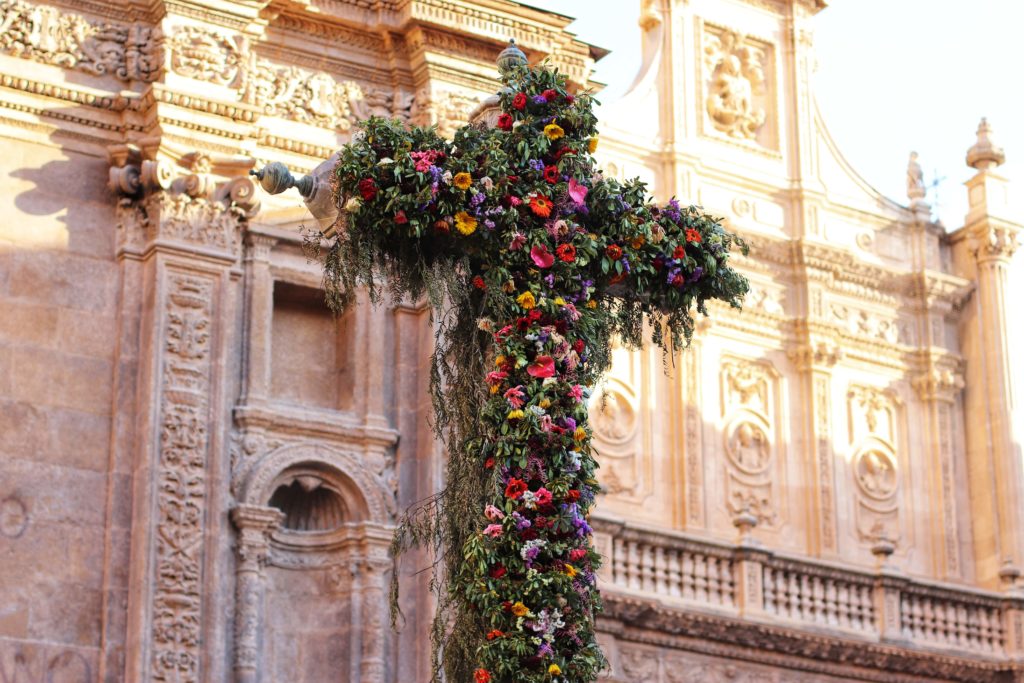 Standing cross with flowers